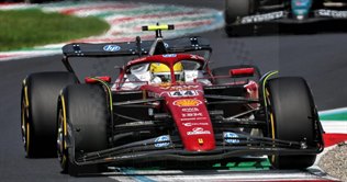 Ferrari SF-25 6th Italy 2025 #44 Hamilton 1:64