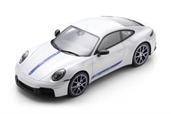 Porsche 911 (992.2) Carrera T Silver 1:18