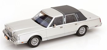 Lincoln Town Car 1985 Silver 1:18