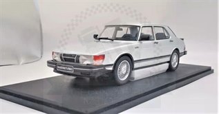 Saab 900 Turbo 4-Door 1983 Silver 1:18