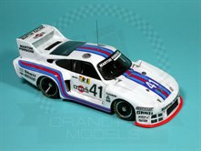 Porsche 935 Le Mans 1977 #41 Martini