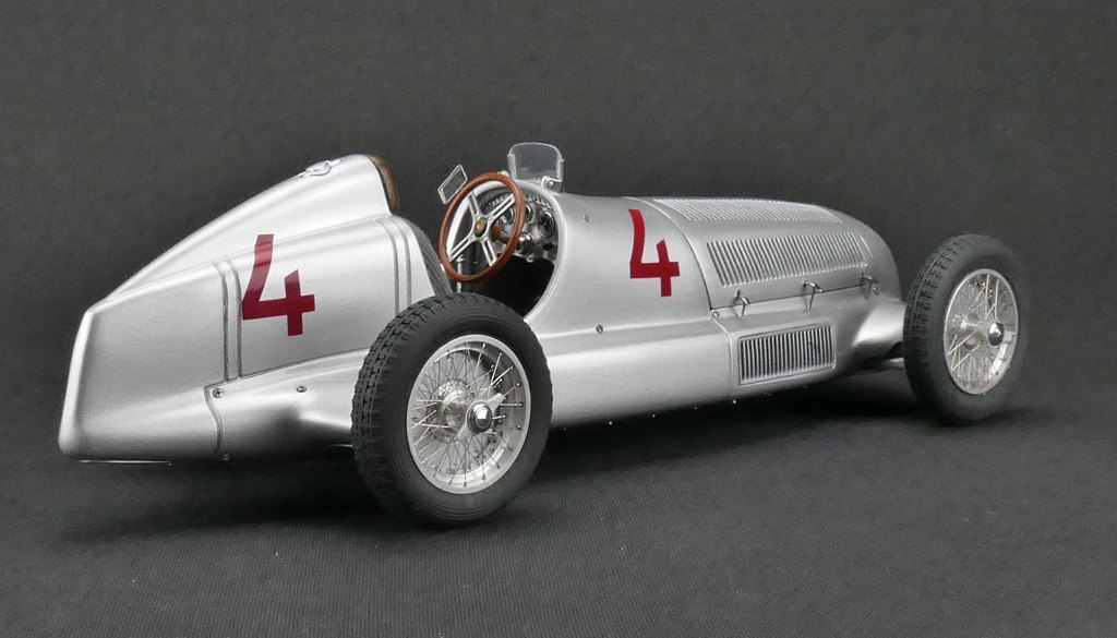 tinymodelcom-mercedes